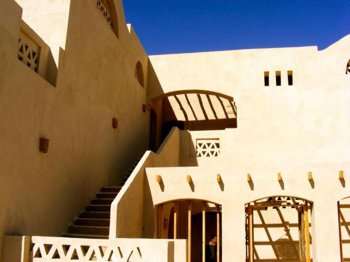 Tzila Bahariya Villa Bahariya Oasis Exteriör bild