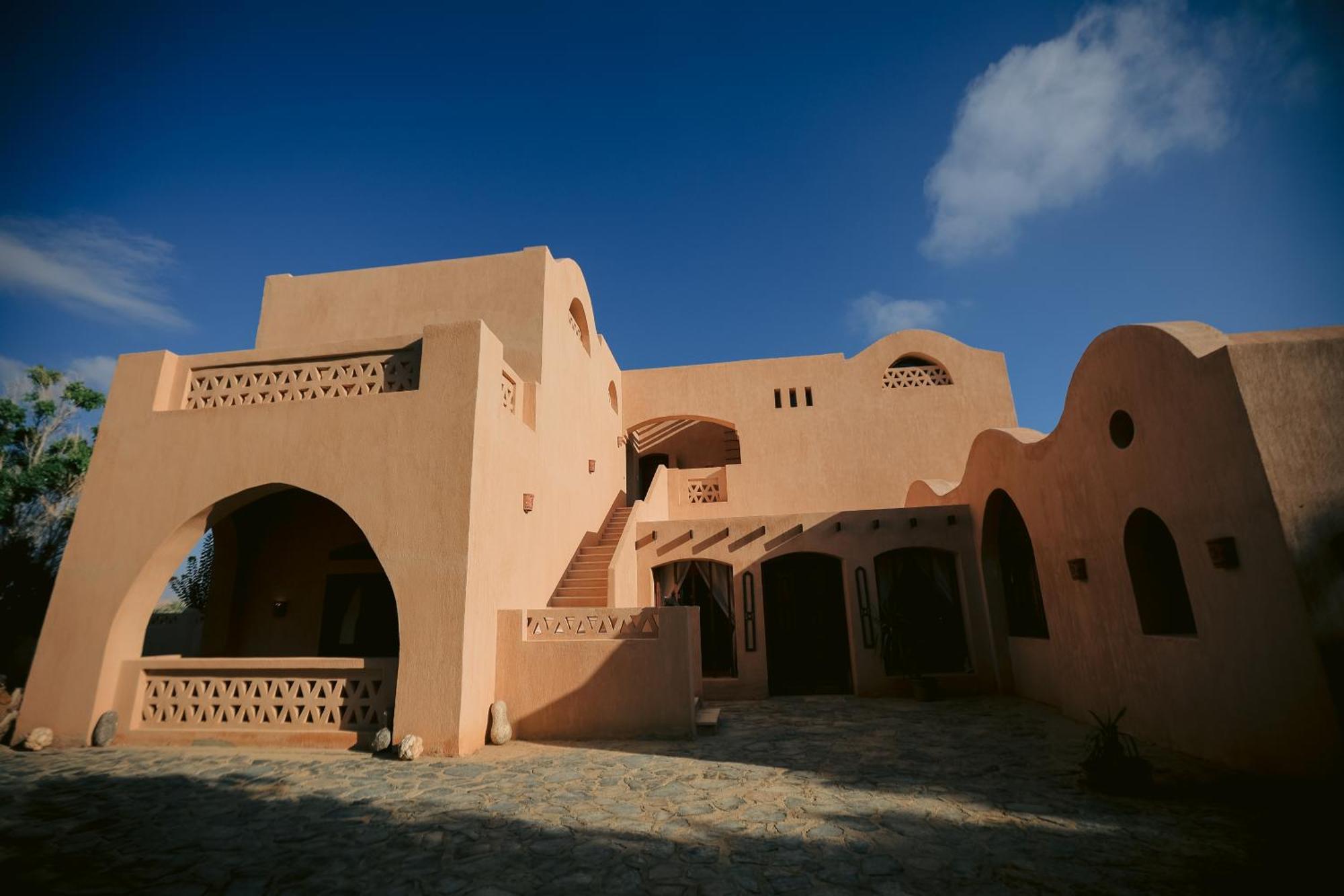 Tzila Bahariya Villa Bahariya Oasis Exteriör bild