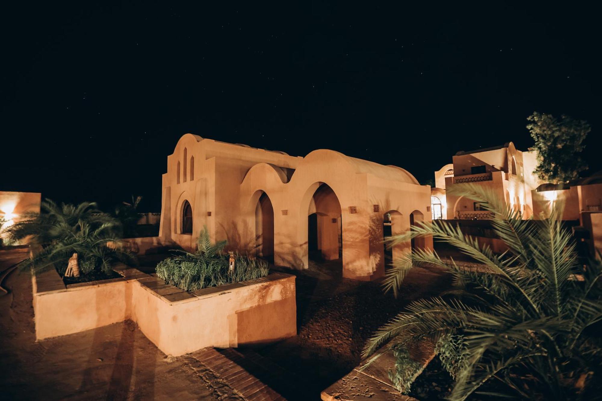 Tzila Bahariya Villa Bahariya Oasis Exteriör bild