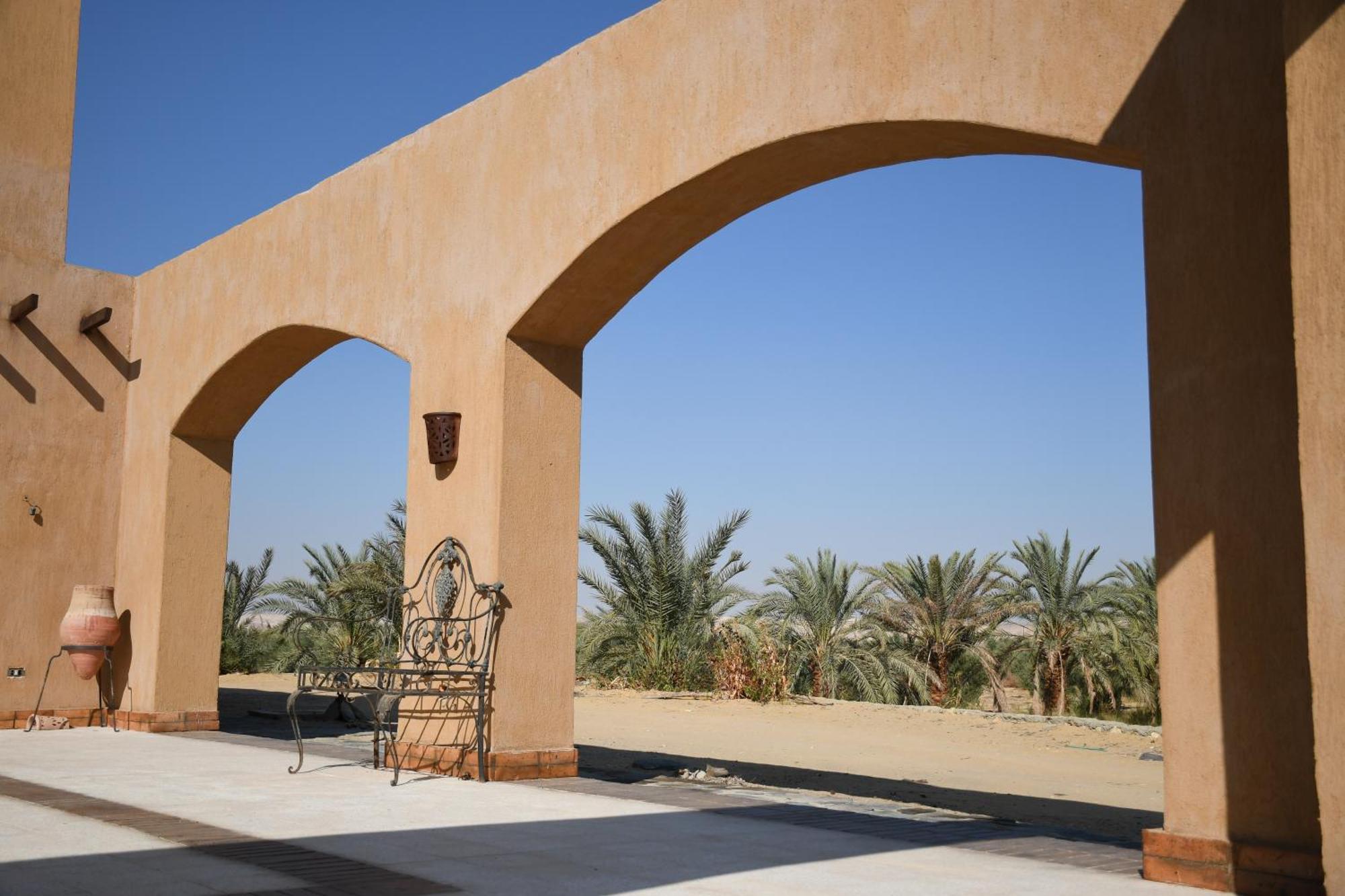 Tzila Bahariya Villa Bahariya Oasis Exteriör bild